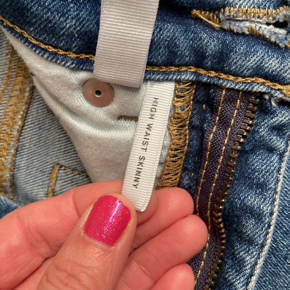 LOFT petite jeans size 2 - Picture 3 of 9